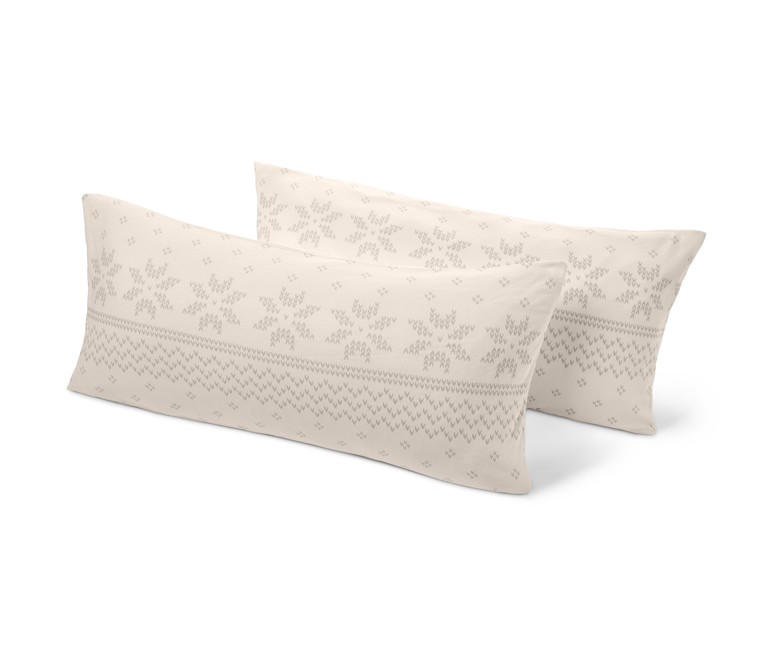 Dva béžové povlaky na polštáře s šedým vzorem, každý o rozměrech cca 80 x 40 cm.