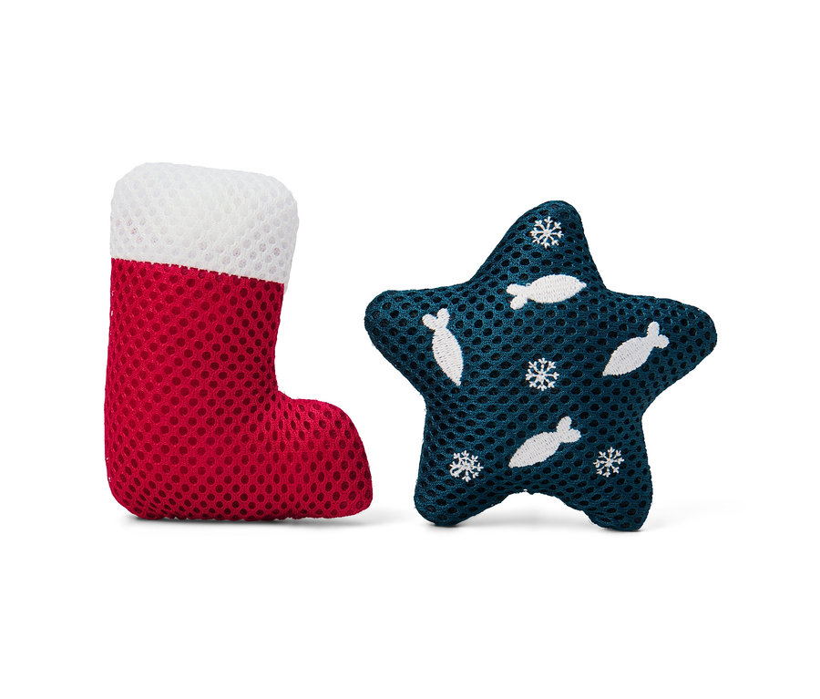 Hračka pro kočky ve tvaru červené ponožky a modré hvězdy.