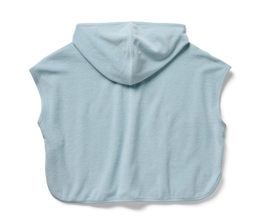 Modré froté pončo Rytíř s kapucí zezadu.