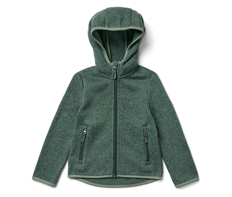 Zelená fleecová mikina s kapucí a zipem uprostřed.