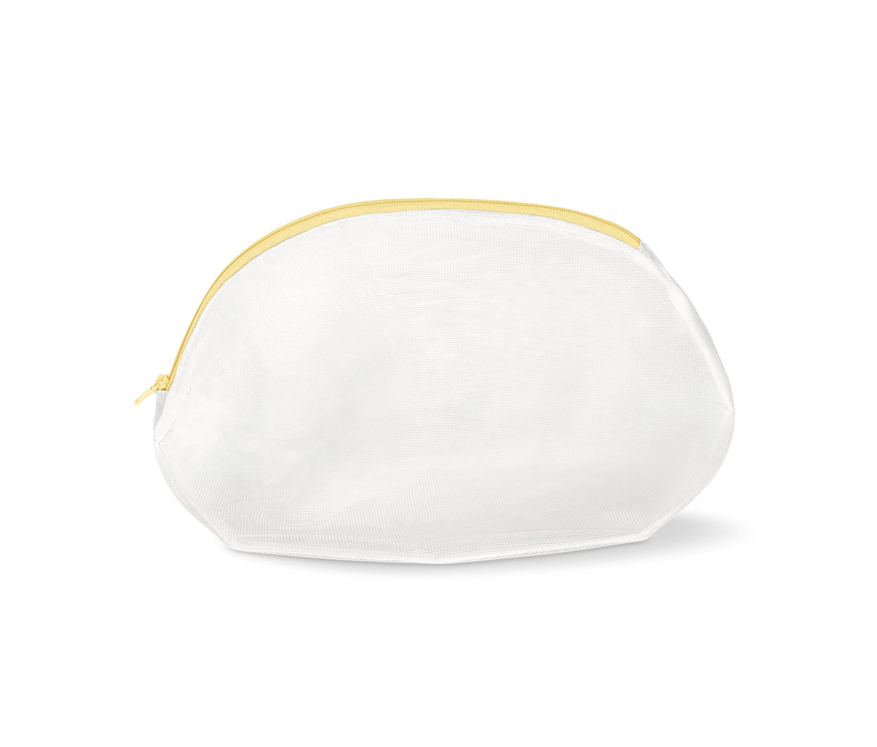 Bílá síťka na praní prádla se žlutým zipem.