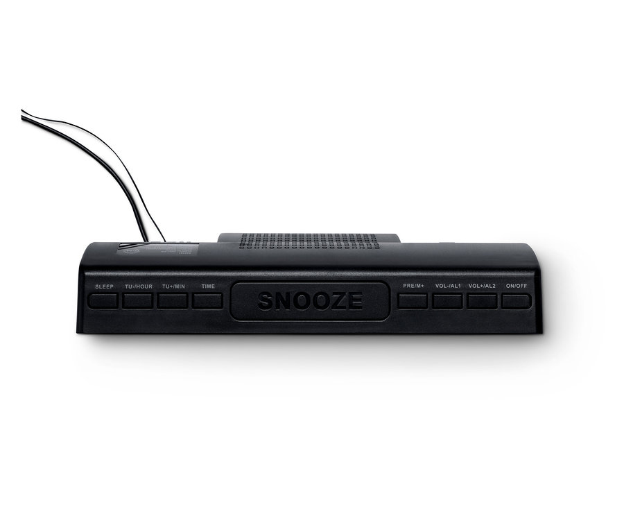 Černý rádiobudík XXL s tlačítky pro ovládání a anténou.