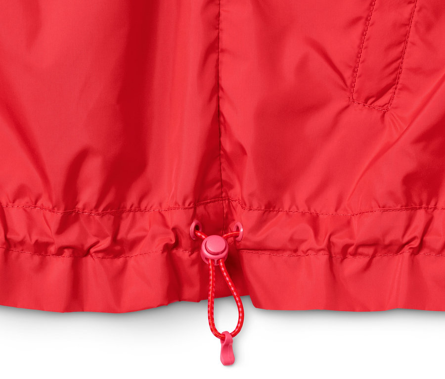 Detail červené větrovky.