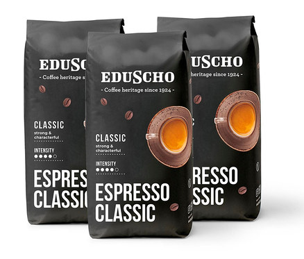 Tři balení zrnkové kávy Eduscho Espresso Classic po 3 kg.