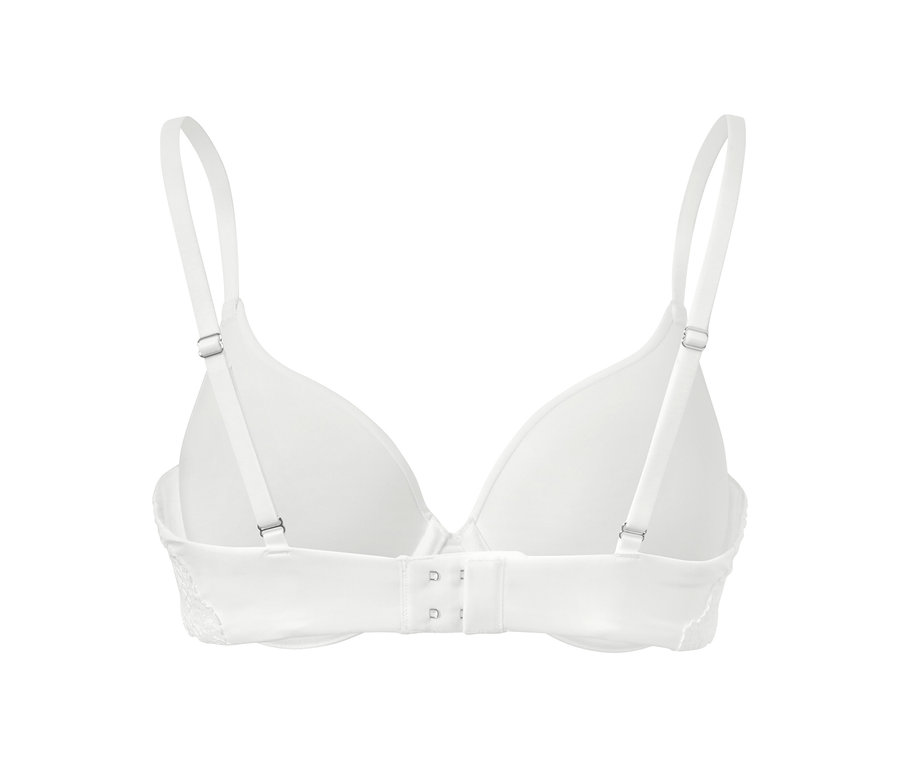Detail bílé vyztužené podprsenky s nastavitelnými ramínky.