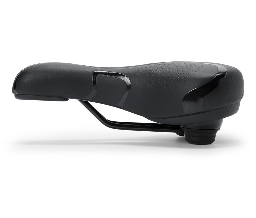 Černé sedlo na kolo.