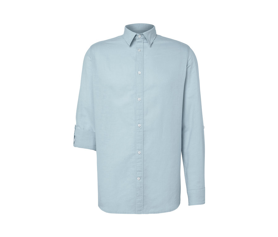 Světle modrá košile s lnem.