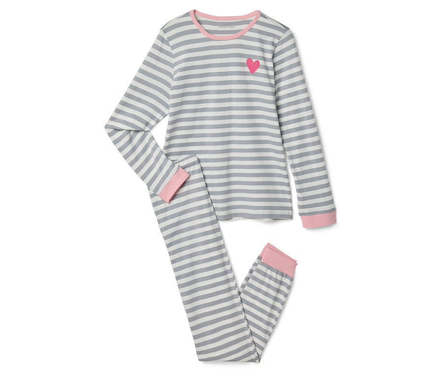 Dvoudílné pruhované pyžamo s růžovým srdcem na horním dílu a růžovými manžetami.