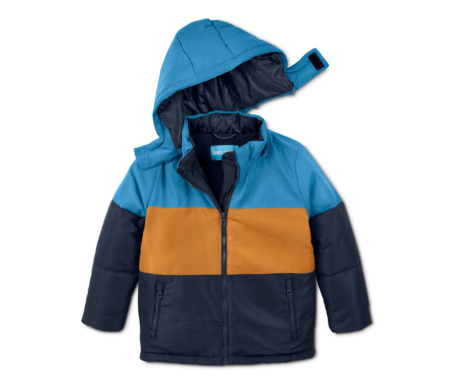 Modro-hnědo-tmavě modrá termobunda ve stylu color blocking se zipem uprostřed.