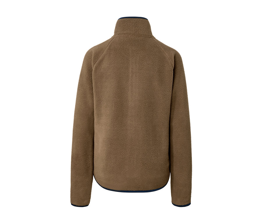 Hnědá plyšová bunda s dlouhými rukávy.