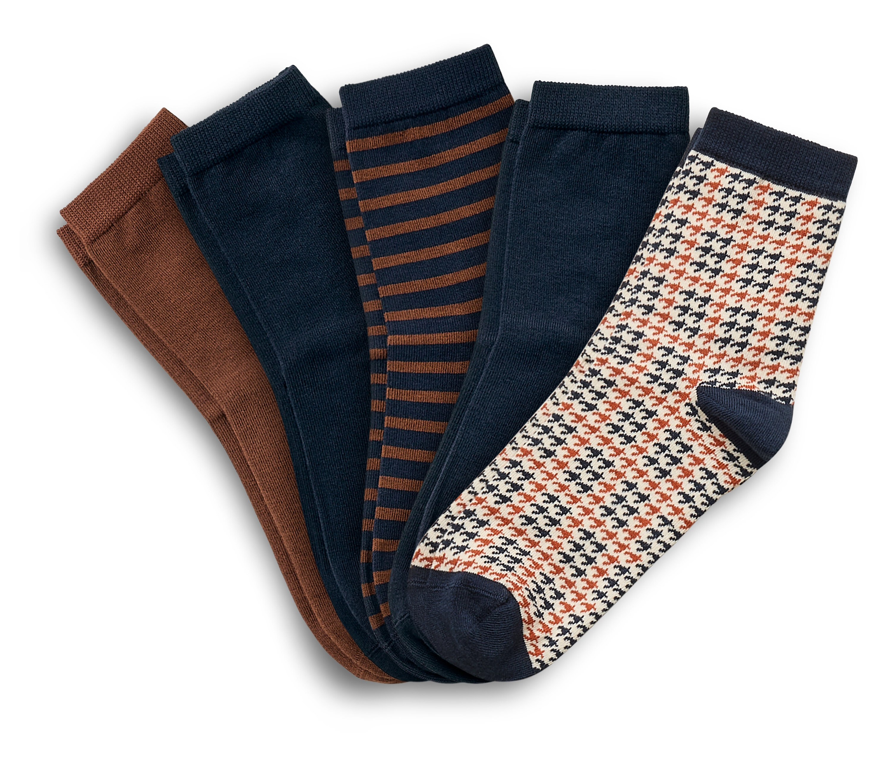 Pět párů ponožek různých barev a vzorů.