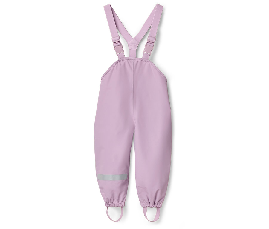 Fialové dětské nepromokavé kalhoty s laclem a reflexním pruhem na nohavici.