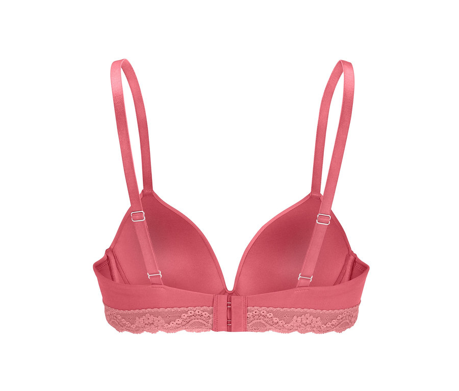 Detail růžové podprsenky s měkkými košíčky, pohled zezadu.