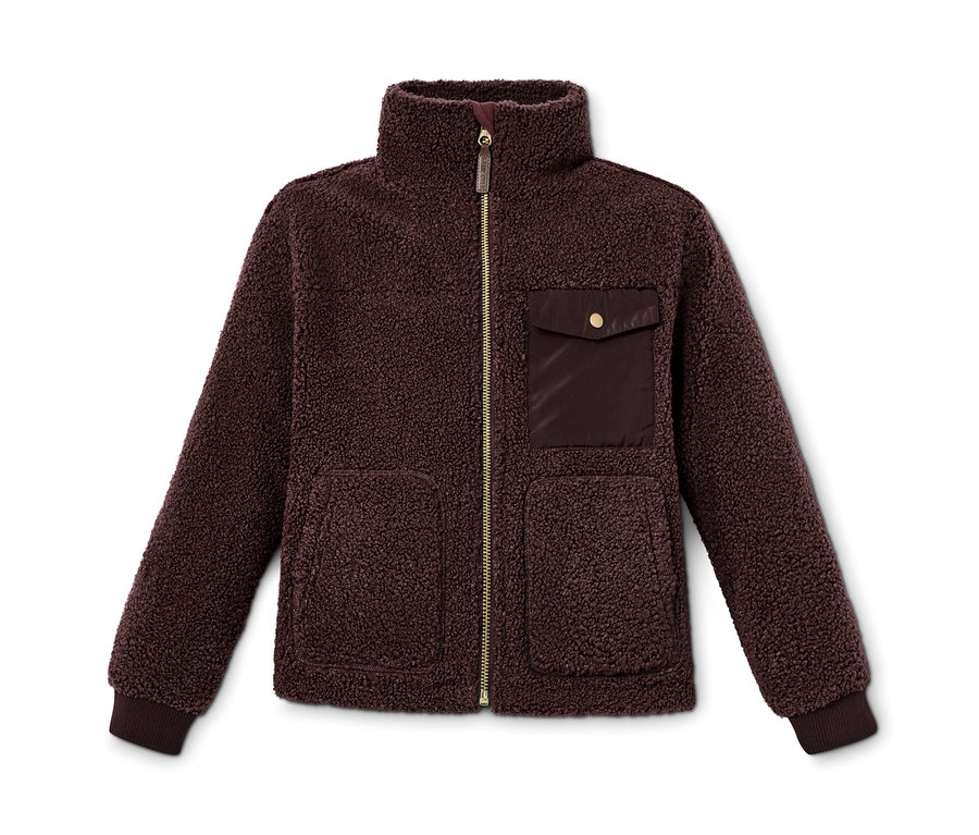 Hnědá plyšová bunda s kapsami a zipem.