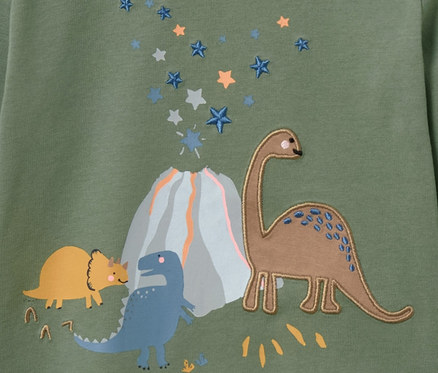 Zelené dětské tričko s dlouhým rukávem s dinosaury.