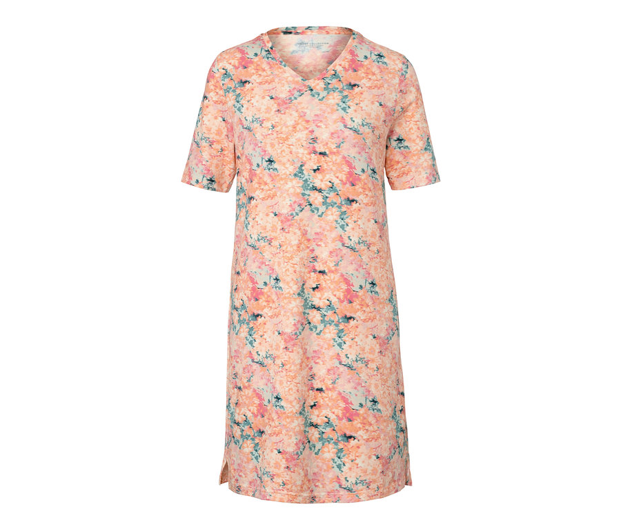 Dámská noční košile s krátkými rukávy a květinovým vzorem.