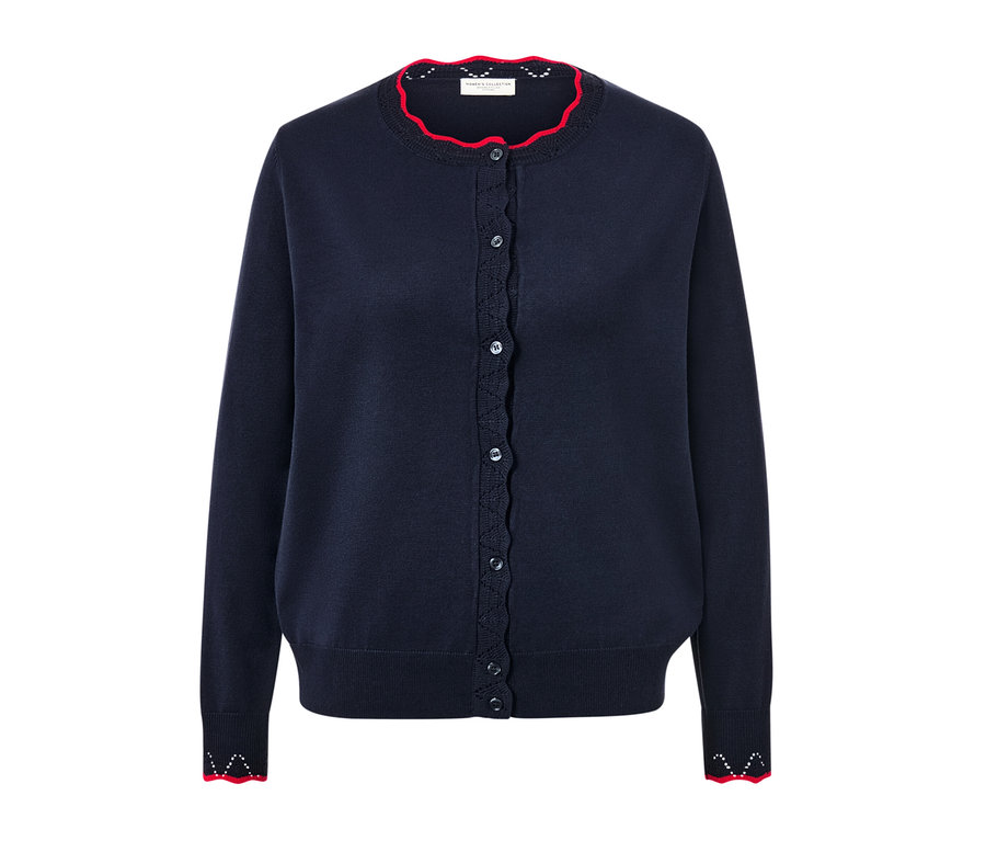 Tmavě modrý svetr z jemného úpletu se zvlněným červeným lemem.