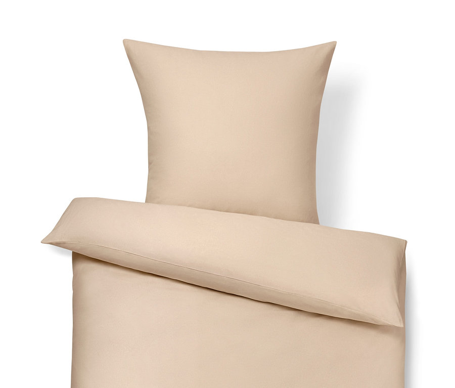 Béžové povlečení ze sepraného lnu: standardní, nadměrné a na dvojlůžko.