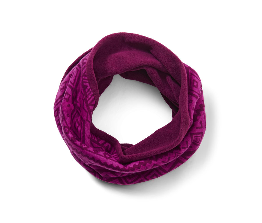 Růžový fleecový termolímec.