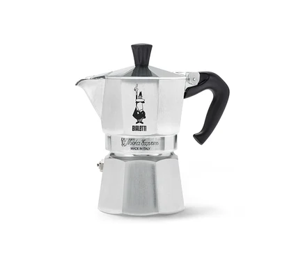 Stříbrný kávovar Bialetti Moka Express, 130 ml, s černou rukojetí a knoflíkem, na bílém pozadí.