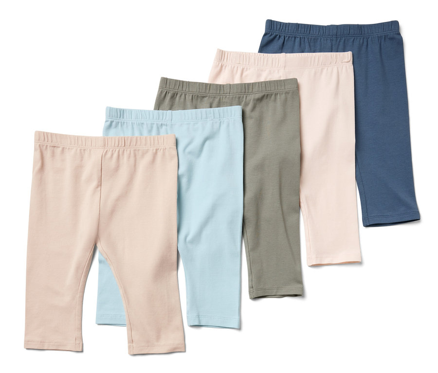 Pětice dětských 3/4 legín různých barev.