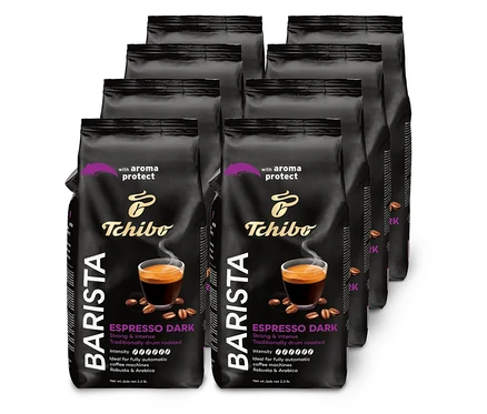 Osm balení zrnkové kávy BARISTA Espresso Dark – 8× 1 kg zrnkové kávy, seřazených.
