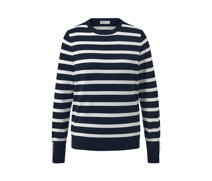 Tmavě modrý pruhovaný svetr z jemného úpletu.