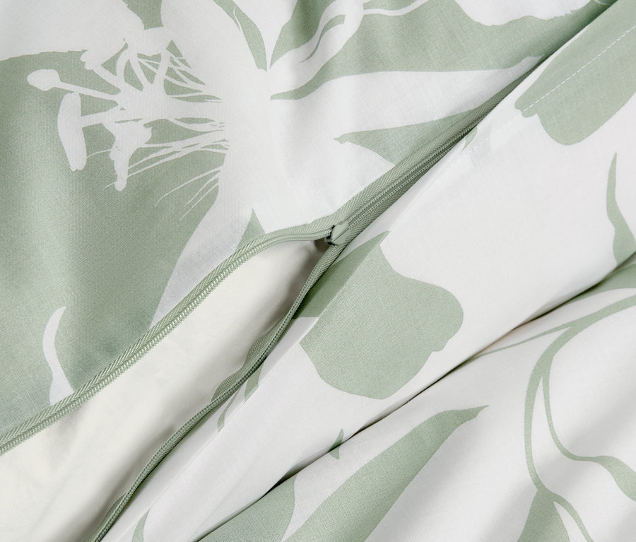 Detail květinového povlečení renforcé se zipem.