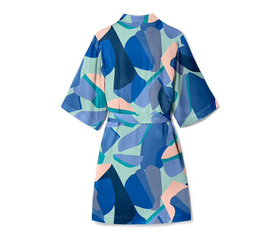 Modrý župan se vzorem.