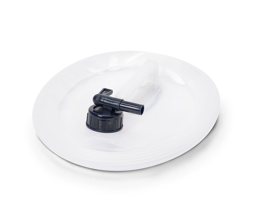 Skládací kanystr na vodu s černým kohoutkem uprostřed.