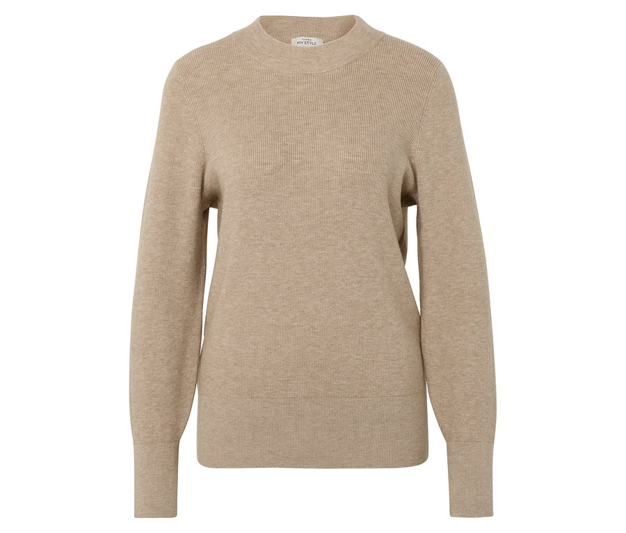 Béžový svetr s dlouhými rukávy a kulatým výstřihem.