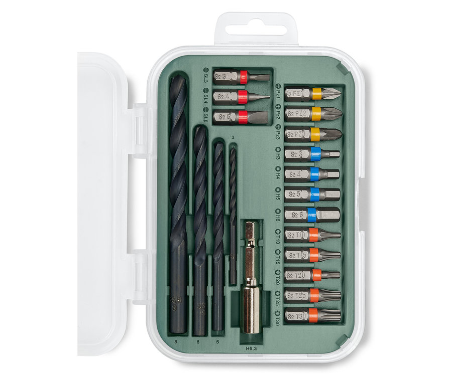 Sada šroubovacích a vrtacích bitů v otevřeném pouzdře.