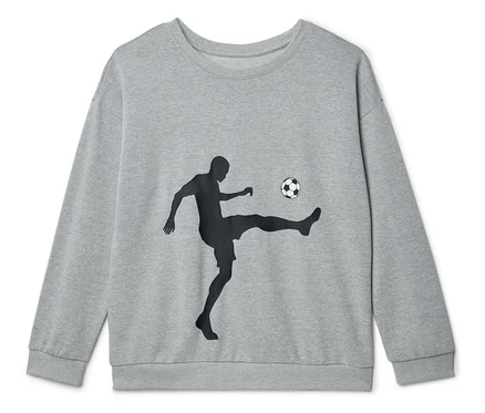 Šedá mikina se siluetou fotbalisty kopajícího míč.