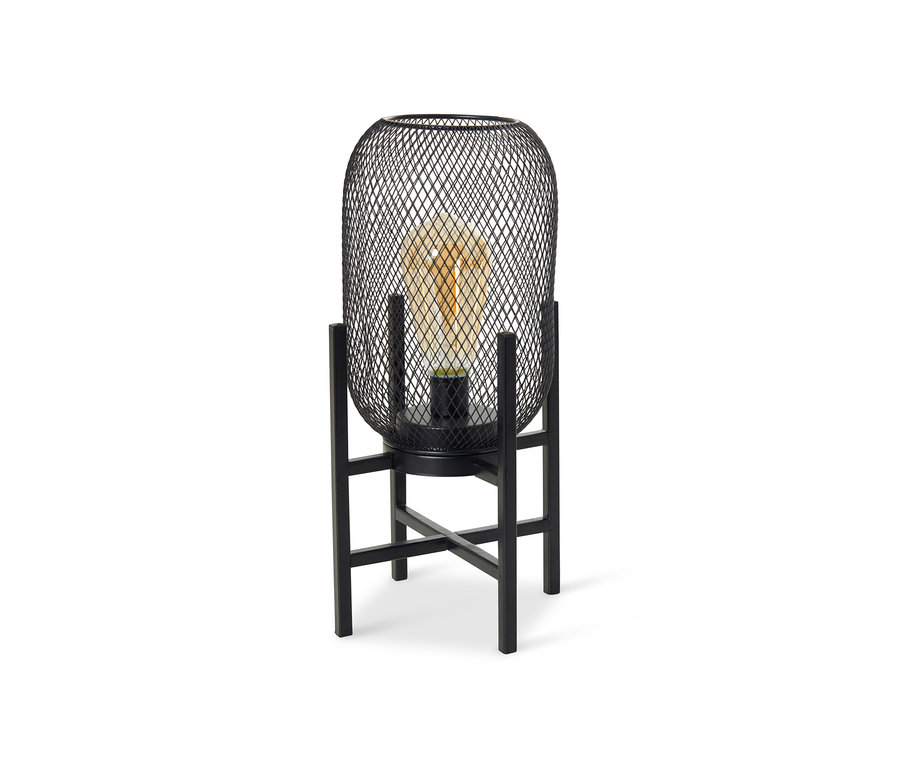 Černá venkovní stolní lampa s LED na bílém pozadí.