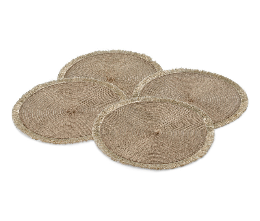 Čtyři zlaté prostírání.