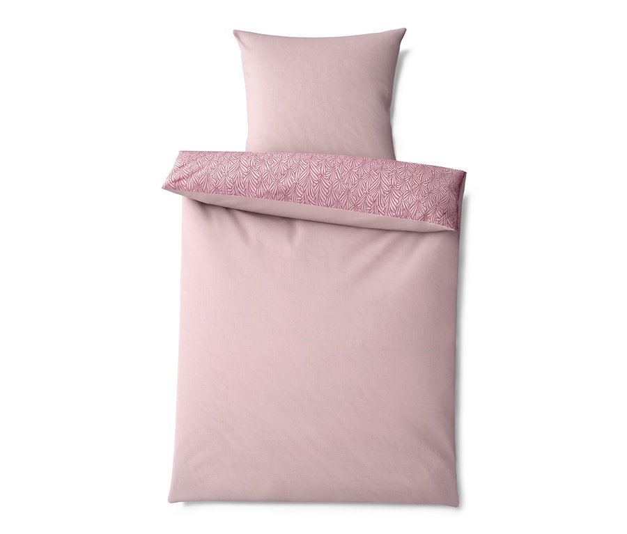 Růžové povlečení ze zimního žerzeje standardní velikosti s polštářem.