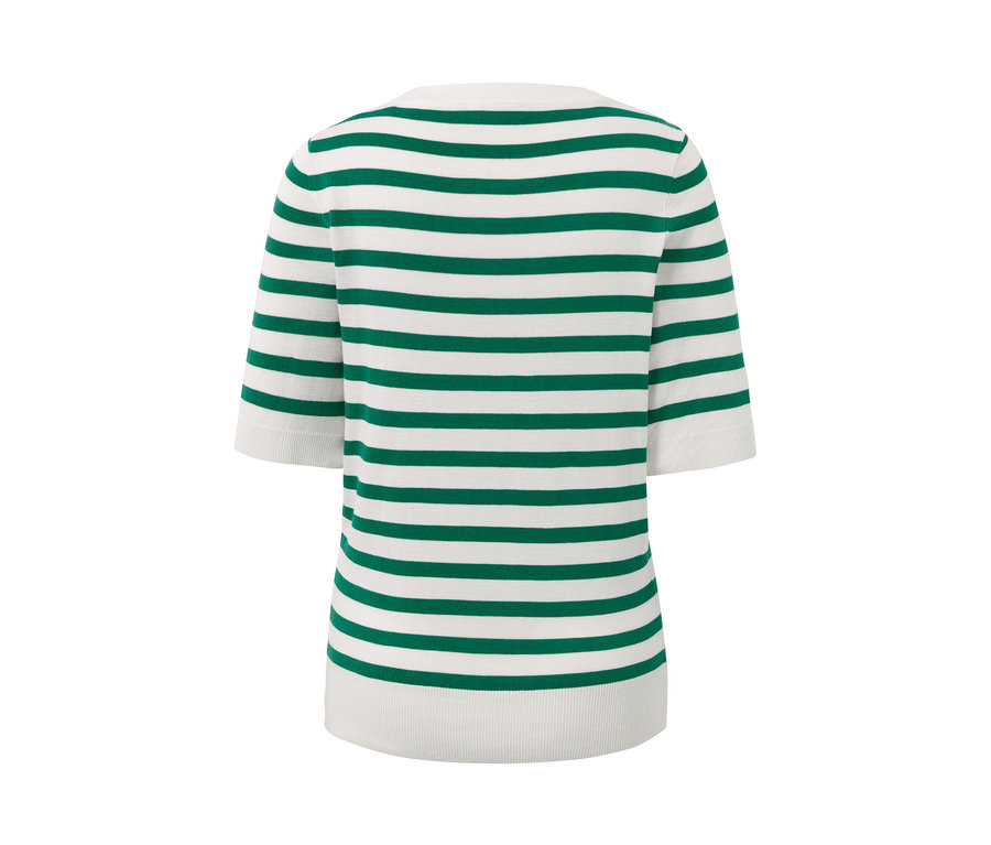 Pruhovaný svetr z jemného úpletu s krátkými rukávy.