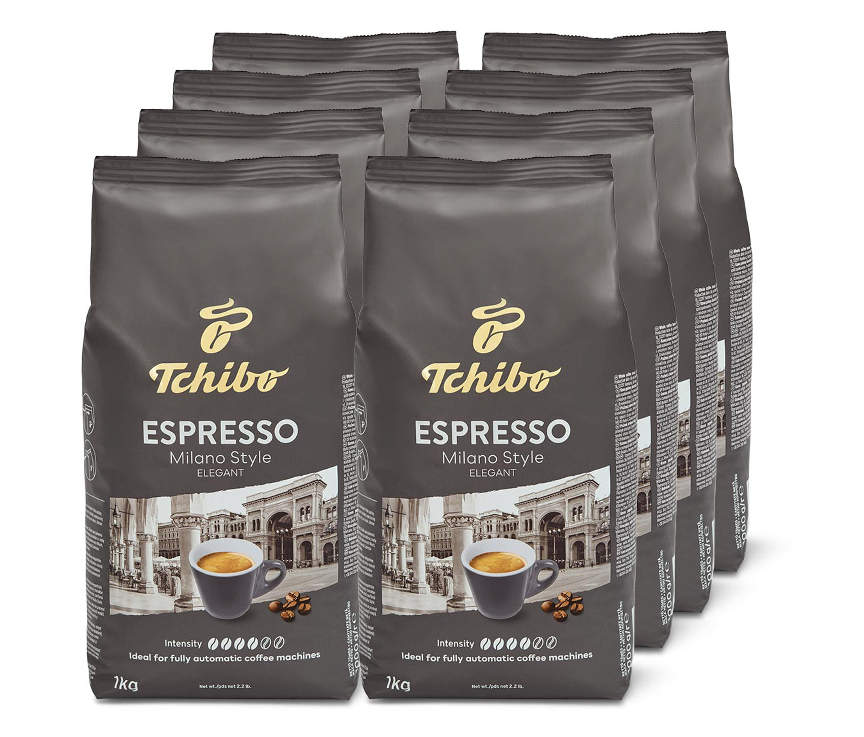 Osm balení zrnkové kávy Tchibo Espresso Milano Style - 1 kg x 8 naskládaných ve dvou řadách.