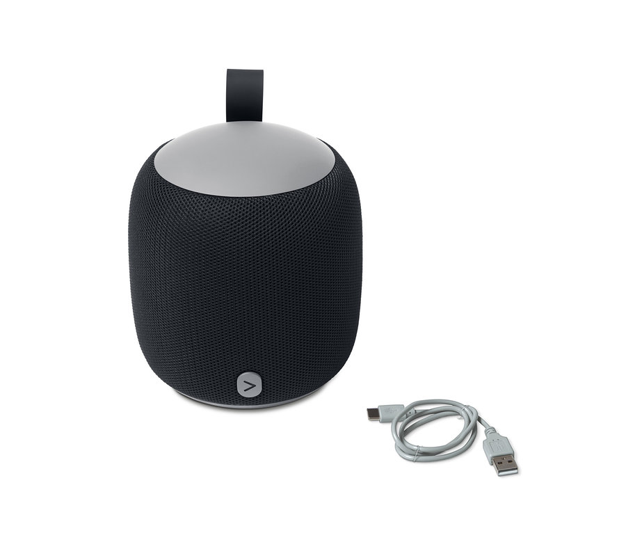 Černý střední Bluetooth® reproduktor Fabric a nabíjecí kabel.