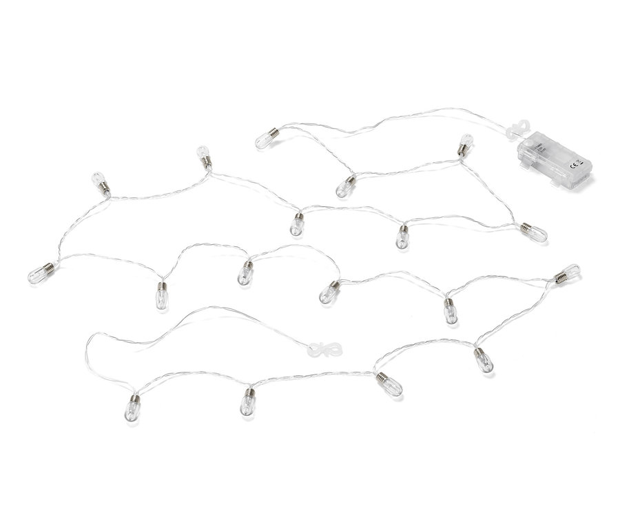 LED světelný řetěz s malými žárovkami na bílém pozadí.