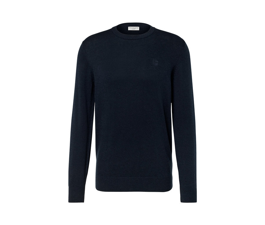 Tmavě modrý svetr s kulatým výstřihem.