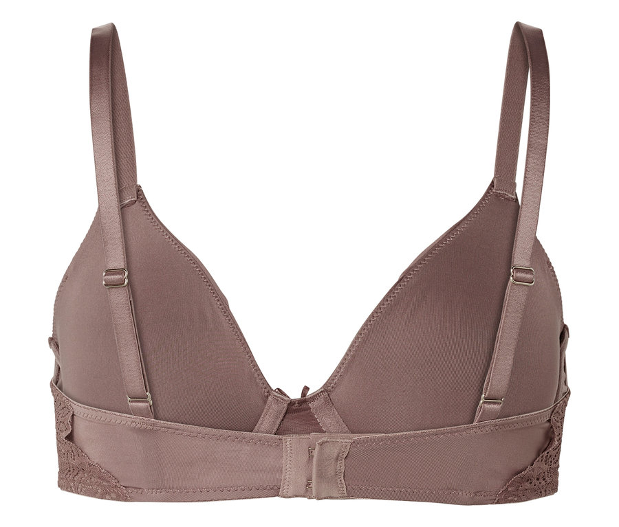 Pohled zezadu na hnědou podprsenku s nastavitelnými ramínky a krajkovými detaily.