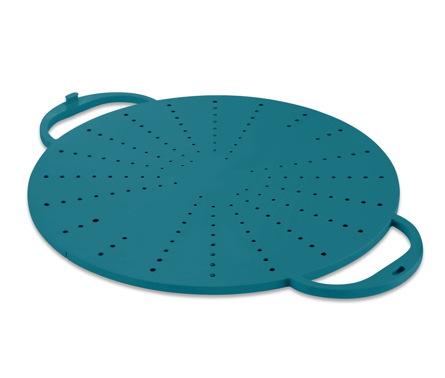 Modrý multifunkční kryt na pánev 3 v 1 s otvory.