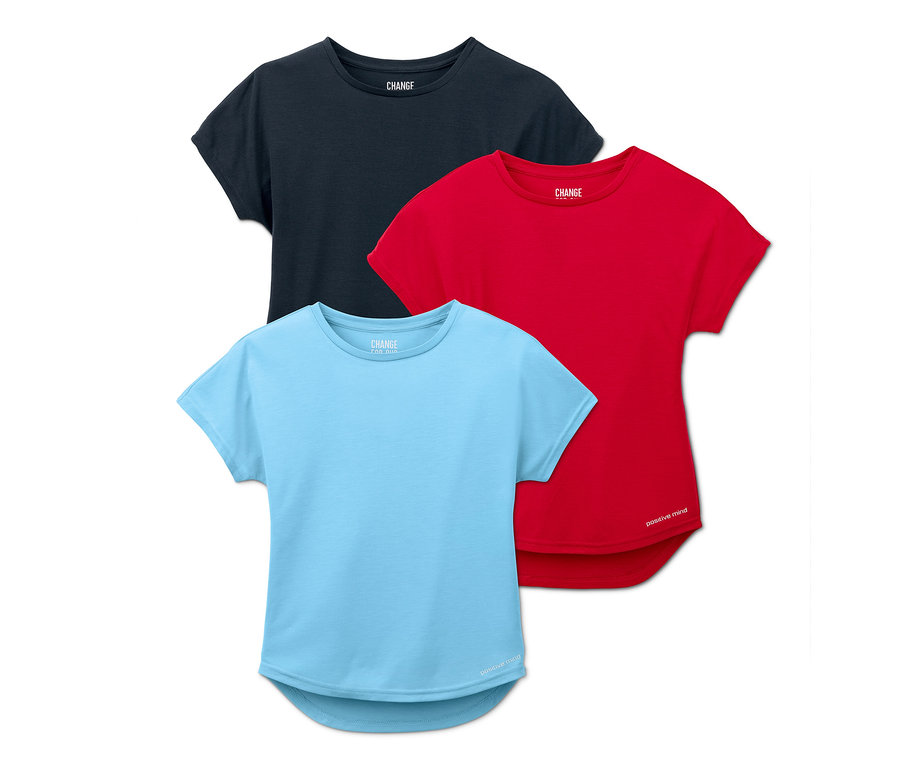 Tři dívčí funkční trička s krátkým rukávem: světle modré, červené a tmavě modré.