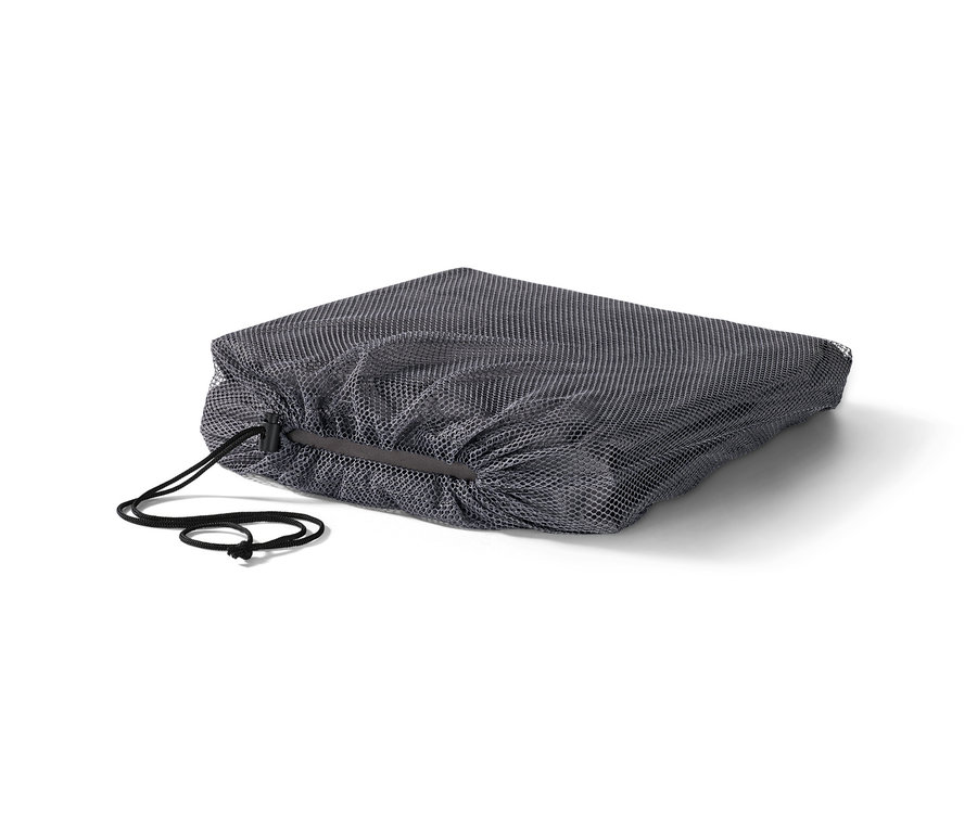 Šedý prémiový obal na velké rozkládací stoly, cca 240 x 140 cm, se stahovací šňůrkou.