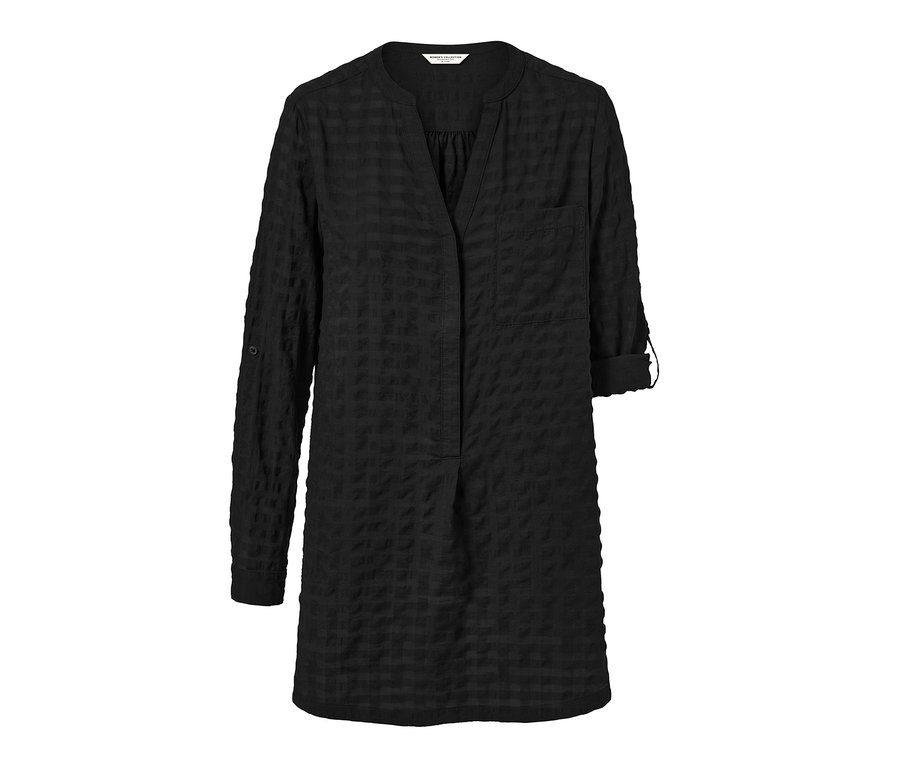 Černá dlouhá tunika s tkanou strukturou.
