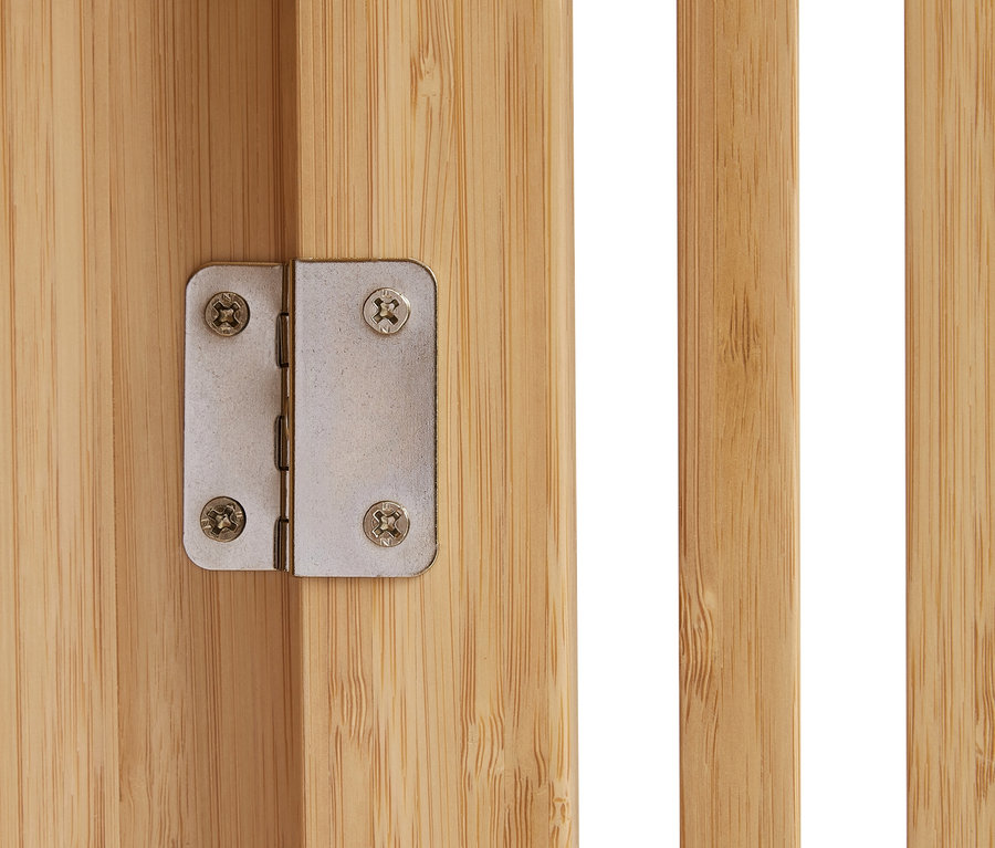 Detail pantu na Úložný regál ve skandinávském stylu.