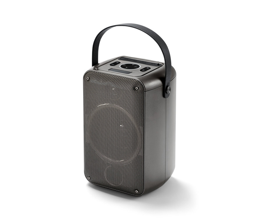 Bluetooth® party reproduktor se světelnými efekty na bílém pozadí.