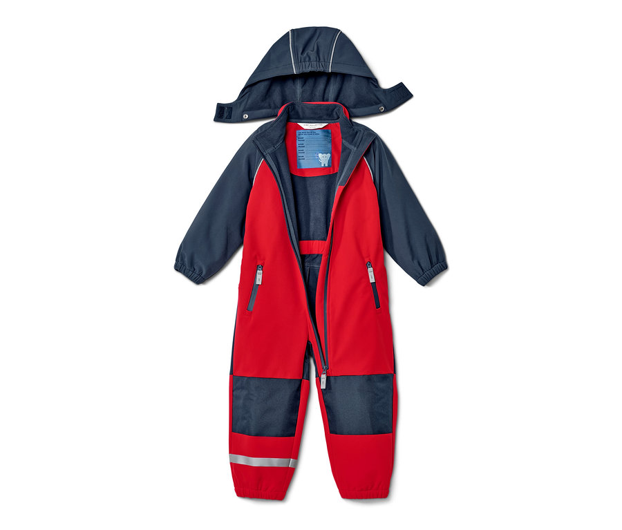 Červeno-modrá dětská softshellová kombinéza s kapucí a zipem.