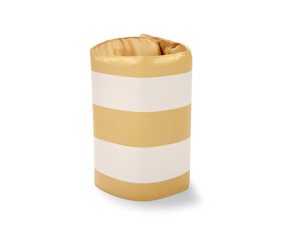 Chladicí manžeta na láhve se zlatými a bílými pruhy.